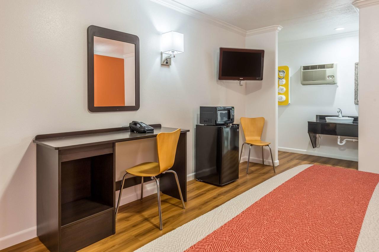 Motel 6 Tremonton, Utah Екстериор снимка